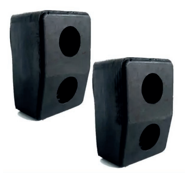 Par de topes para camioneta, Ancho de 10 cms, Largo de 14.5 cms, Profundidad 8.5 cms